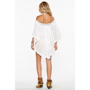 Jen’s Pirate Booty Wild Flower Tunic in White